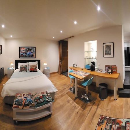 Highly Recommended Apartment Steps From The Lake 안시 외부 사진